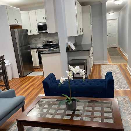 Spacious Apartment In Boston Exterior photo